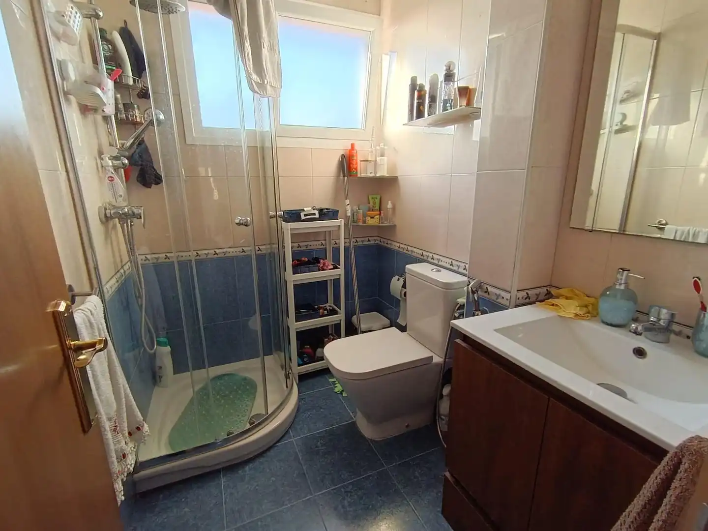 Badezimmer von Wohnung zum Verkauf in Sabadell mit Heizung