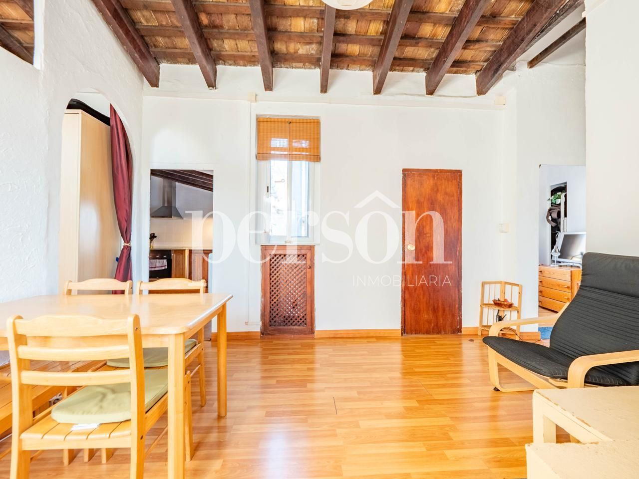 Dormitori de Pis en venda en  Valencia Capital amb Aire condicionat, Moblat i Internet