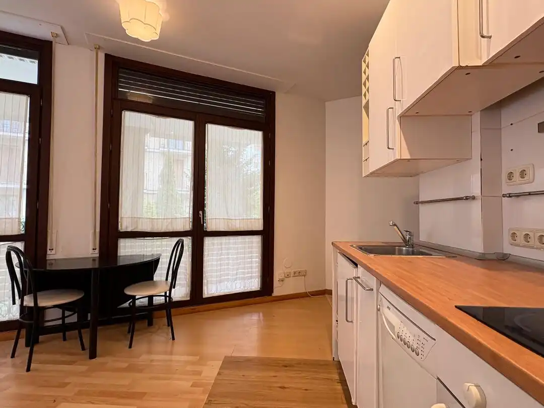 Cocina de Piso en venta en Donostia - San Sebastián  con Calefacción