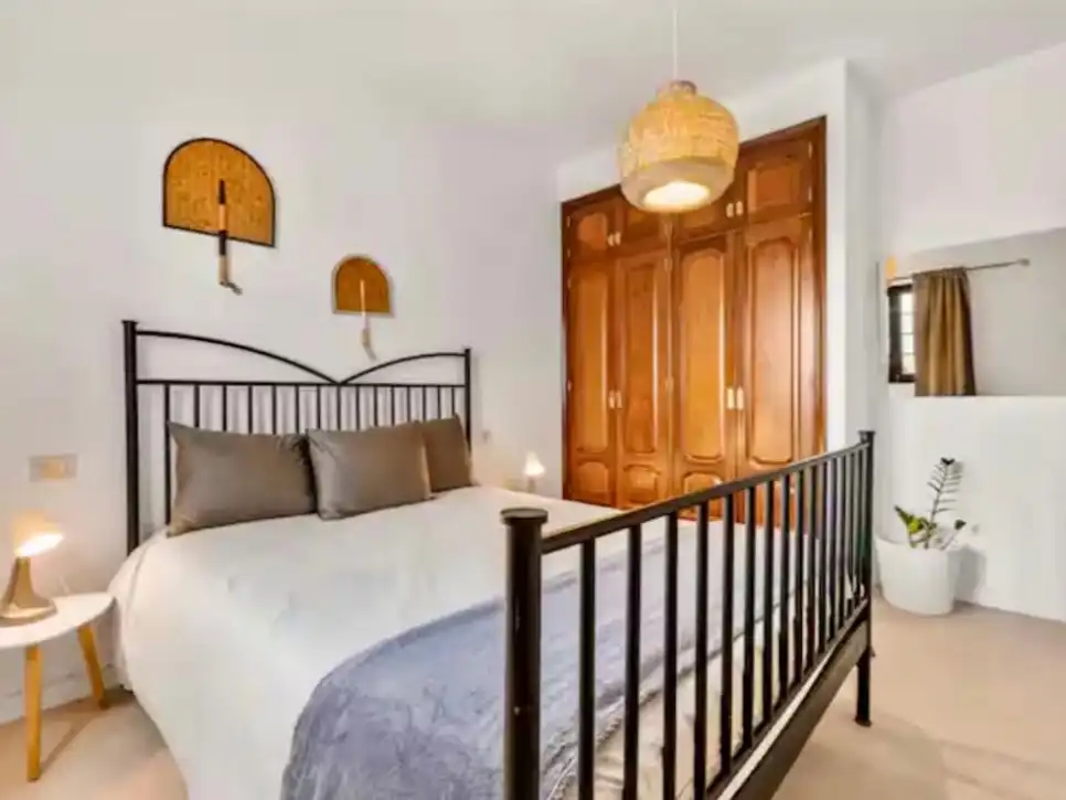 Habitación de Piso en venta en San Bartolomé con Jardín privado, Terraza y Trastero