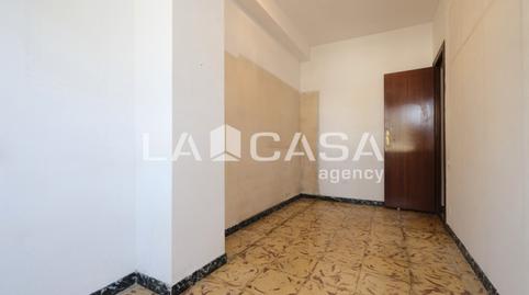 Foto 3 de Piso en venta en Carrer de Sant Iscle, El Turó de la Peira, Barcelona