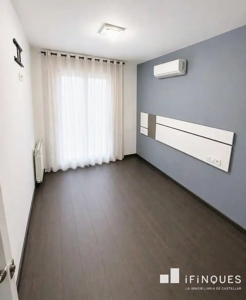 Flat with lift for sale in Centre - Sant Oleguer, imagen 7