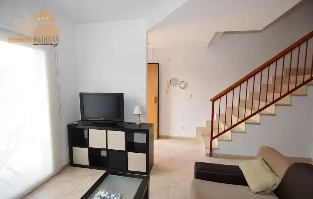 Sala de estar de Casa adosada en venta en Molina de Segura con Piscina comunitaria