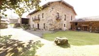 Vista exterior de Casa o xalet en venda en Herrerías amb Terrassa i Balcó