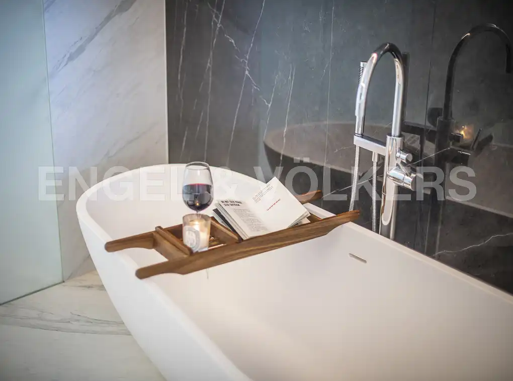 Baño de Piso de alquiler en Barcelona con Aire acondicionado, Calefacción y Piscina