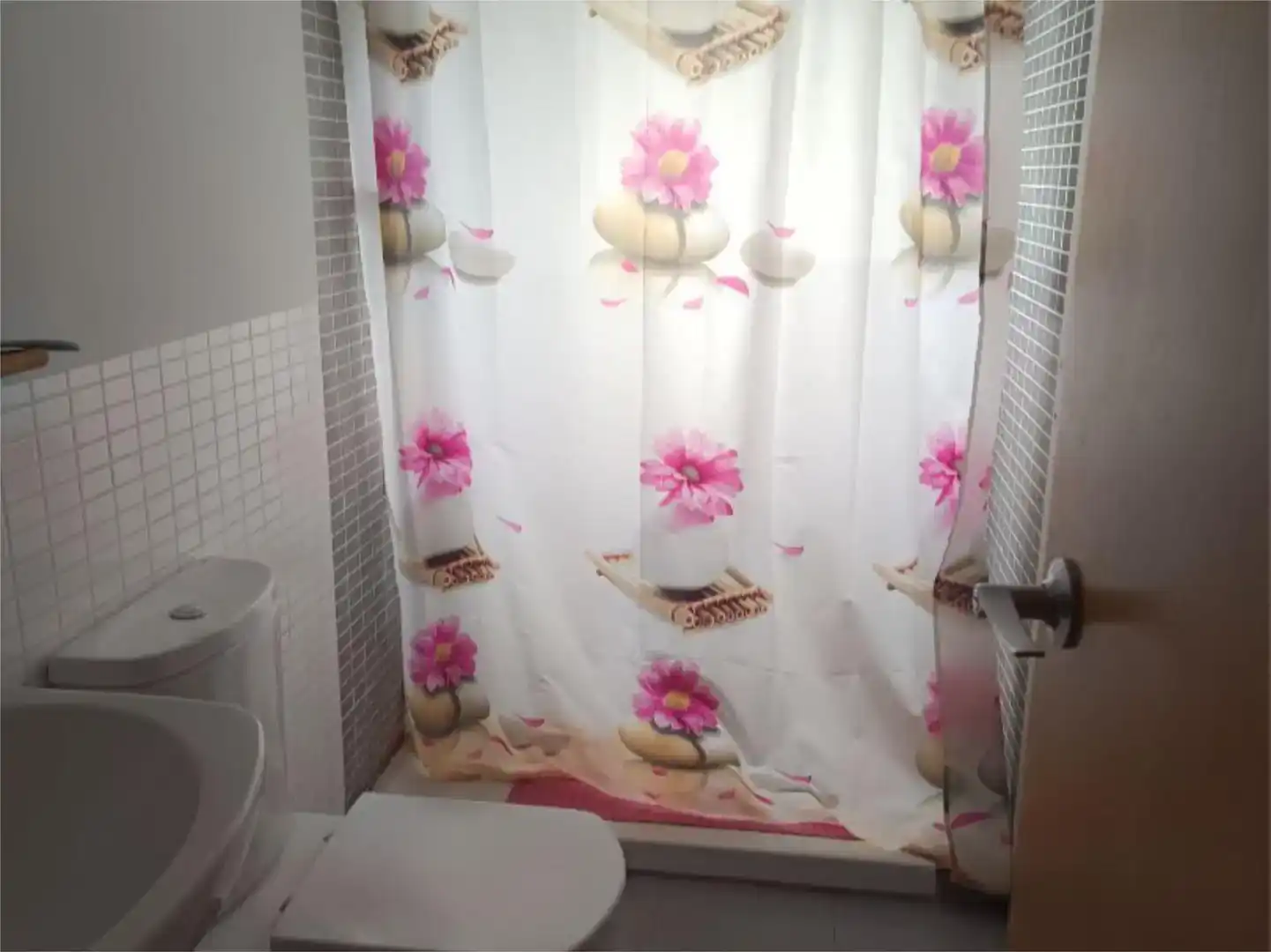 Badezimmer von Erdgeschoss zum Verkauf in Mont-roig del Camp mit Klimaanlage, Schwimmbad und Balkon