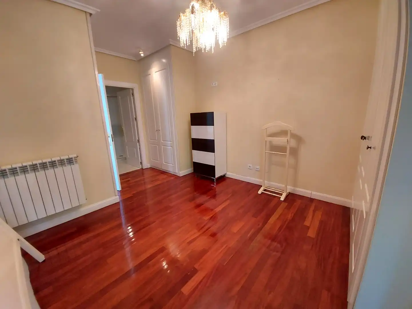 Schlafzimmer von Wohnung zum Verkauf in  Logroño mit Heizung, Parkett und Terrasse