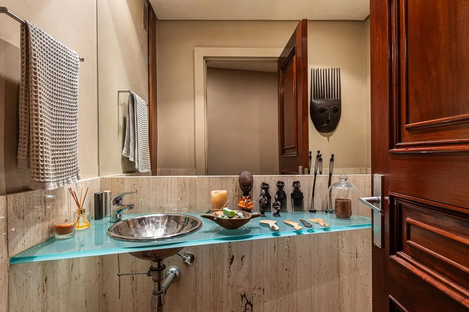 Badezimmer von Wohnung zum Verkauf in Madrid mit Klimaanlage und Abstellraum