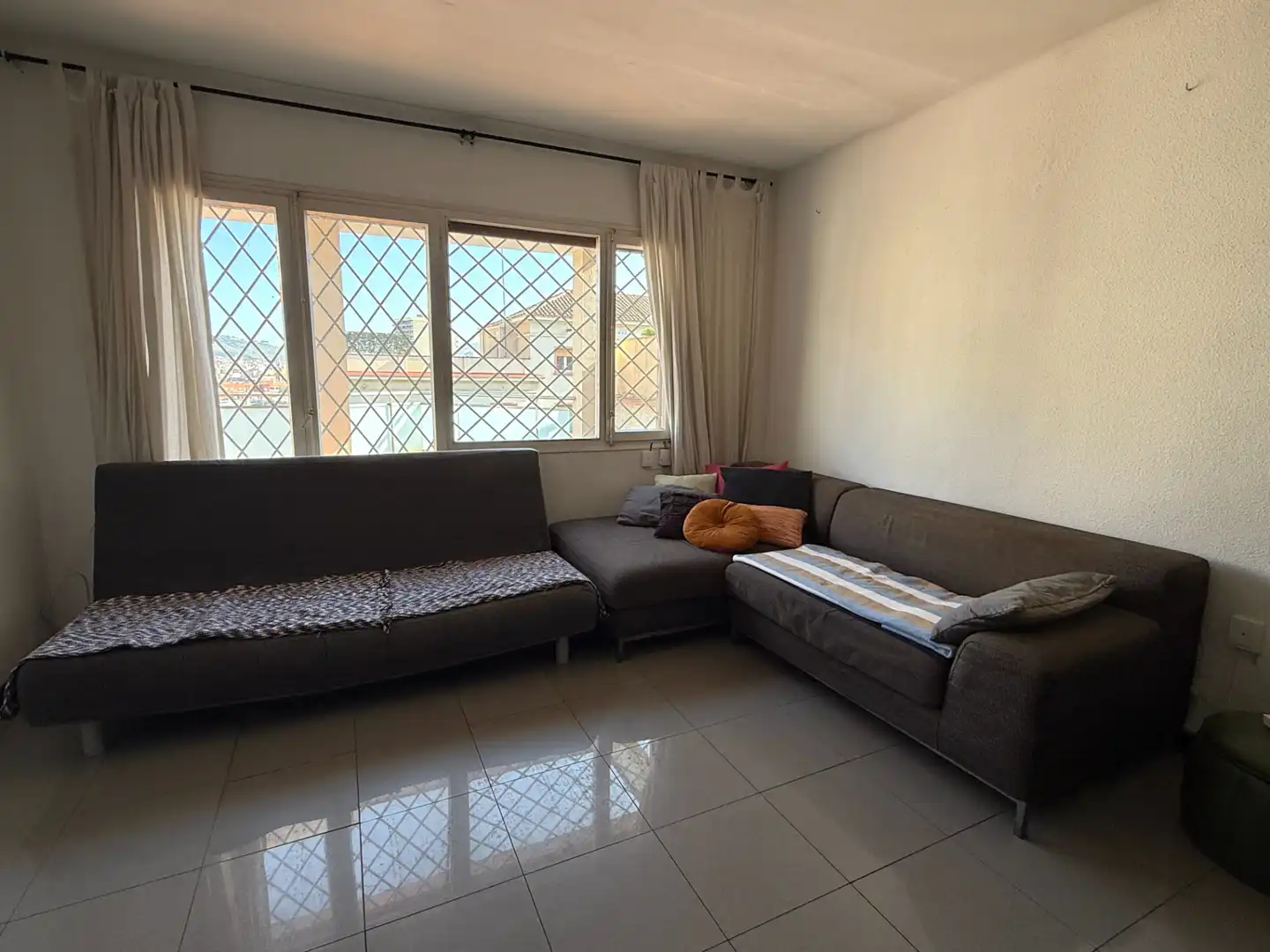 Wohnzimmer von Dachboden zum Verkauf in Barcelona mit Heizung, Terrasse und Balkon