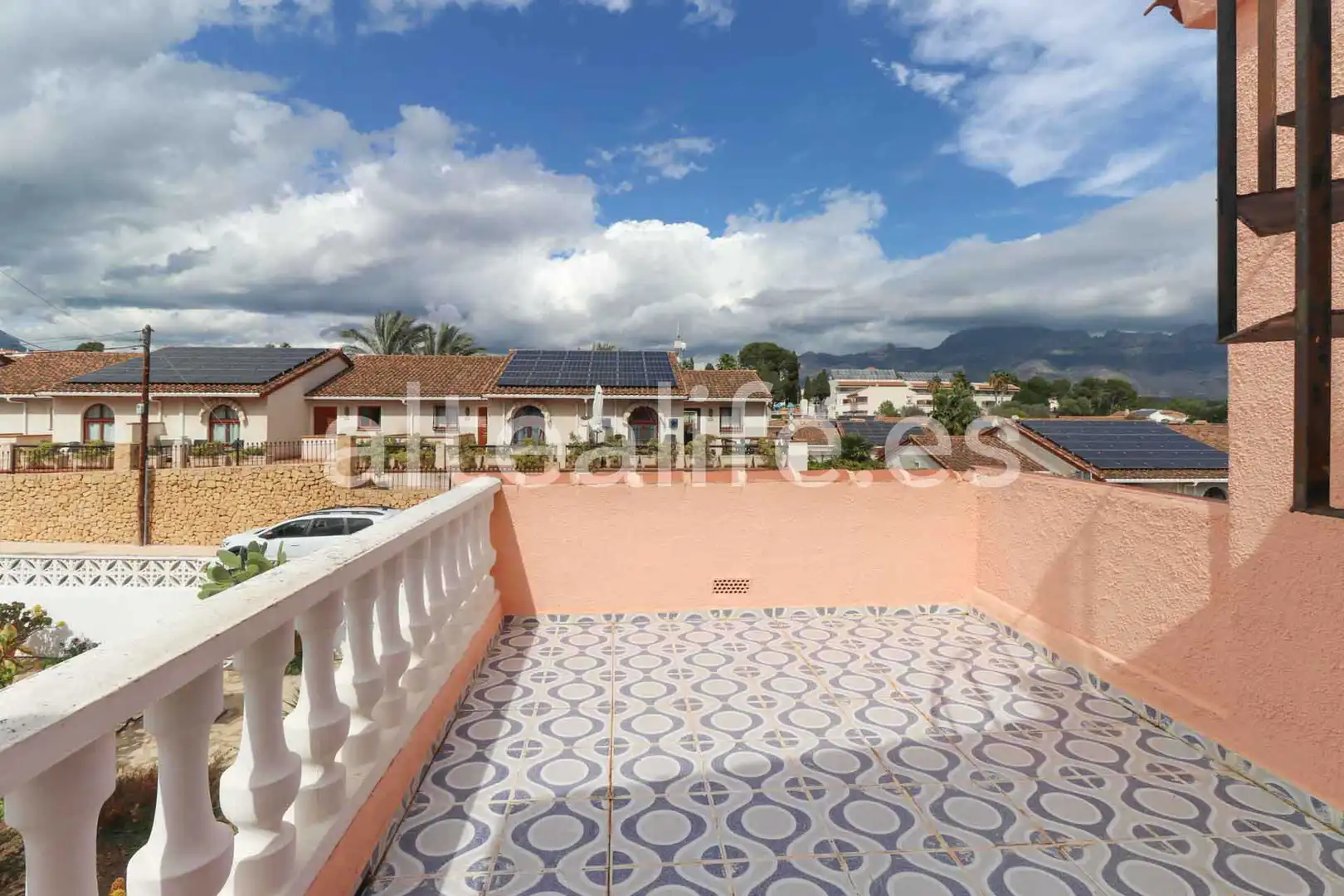 Exterior view of Houses for sale in L'Alfàs del Pi  with Air Conditioner, Private garden and Terrace
