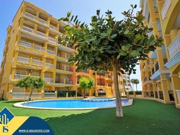 Apartamento con piscina en venta en Nueva Torrevieja - Aguas Nuevas
