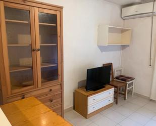 Study to rent in Santa Eulalia