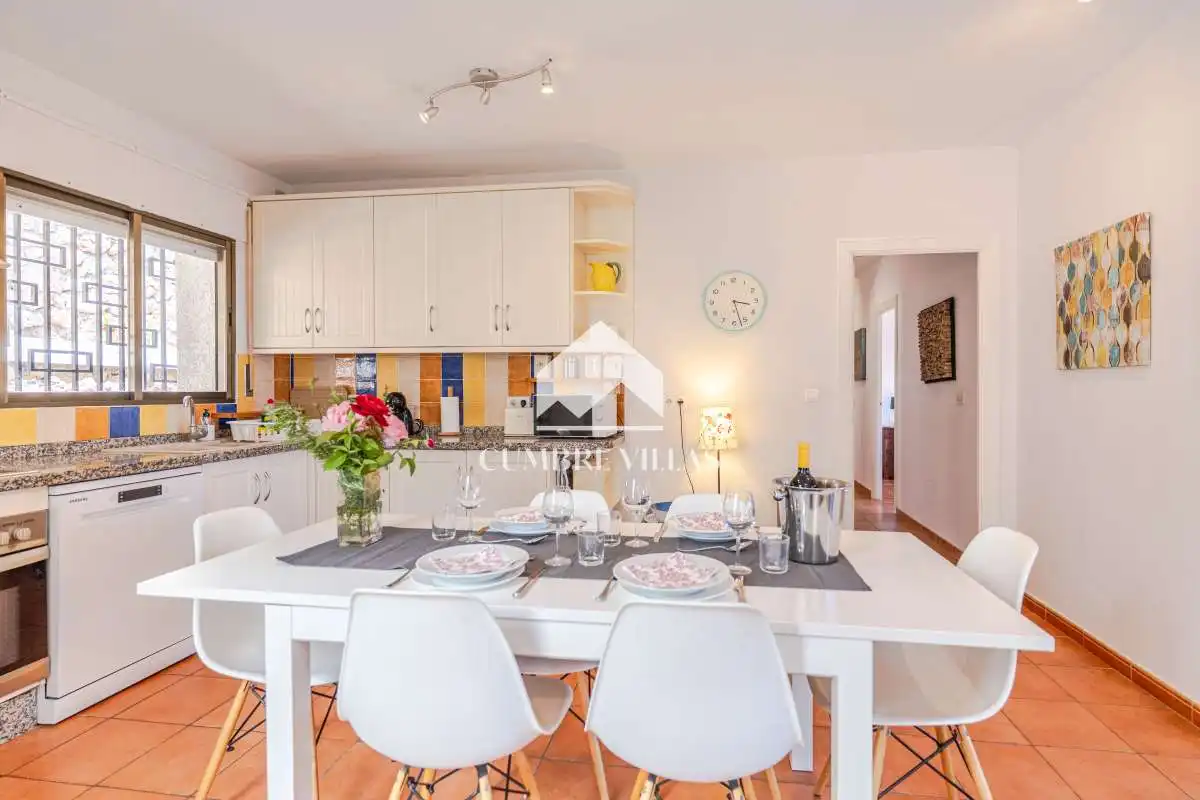 Dining room of Houses for sale in Salobreña  with Private garden, Terrace and Internet