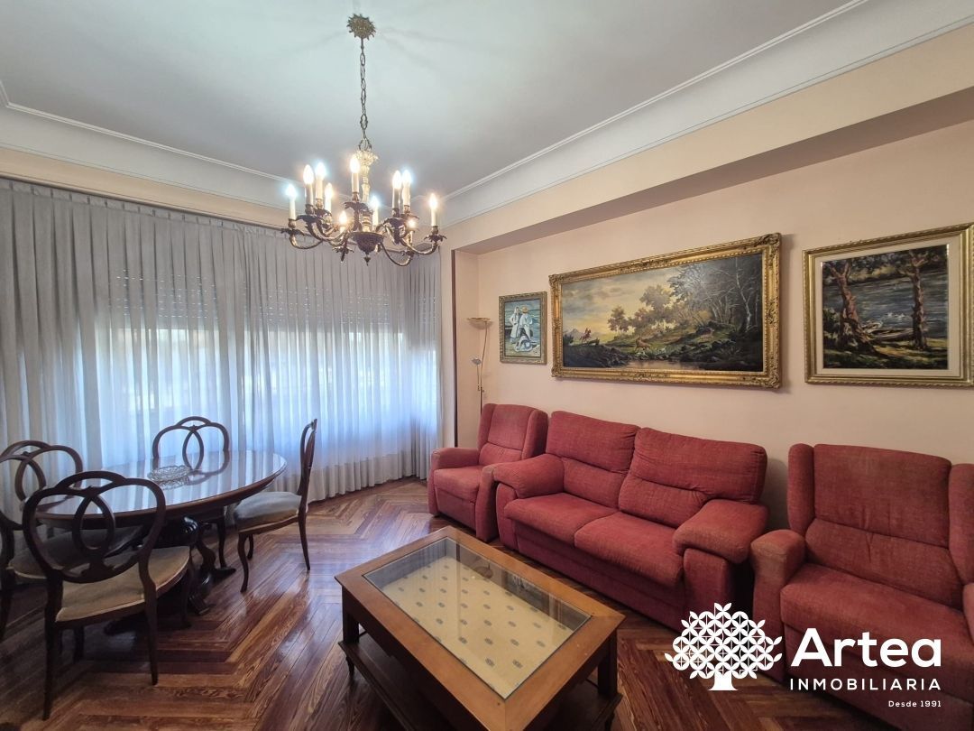 Living room of Flat to rent in Bilbao   with Heating and Balcony