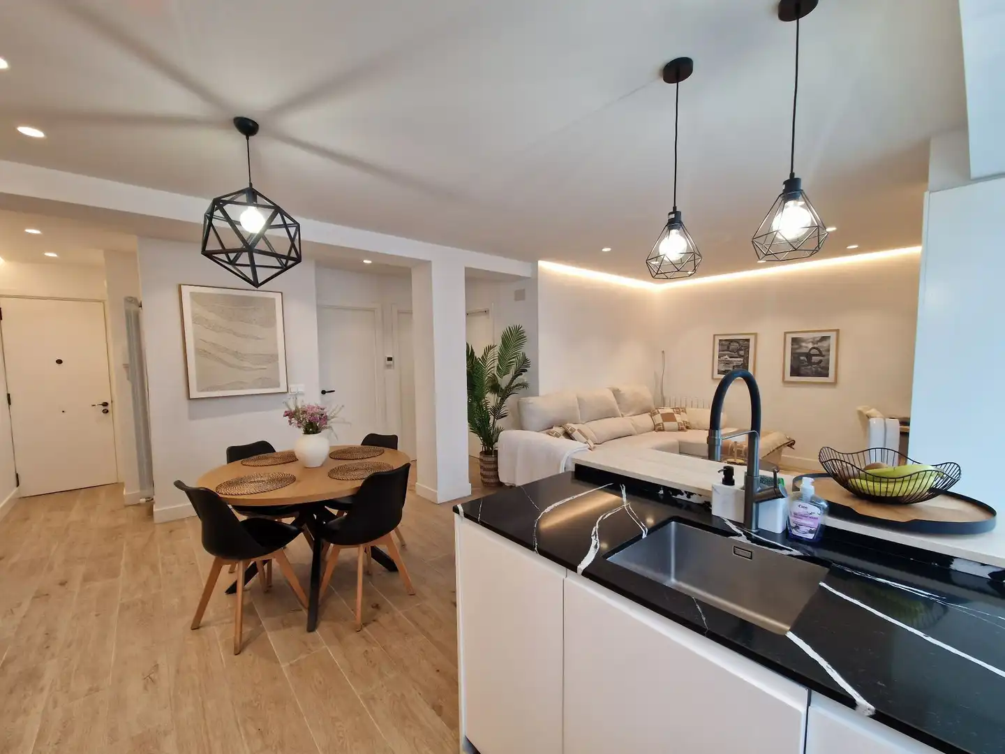 Cocina de Piso en venta en Donostia - San Sebastián  con Calefacción y Amueblado