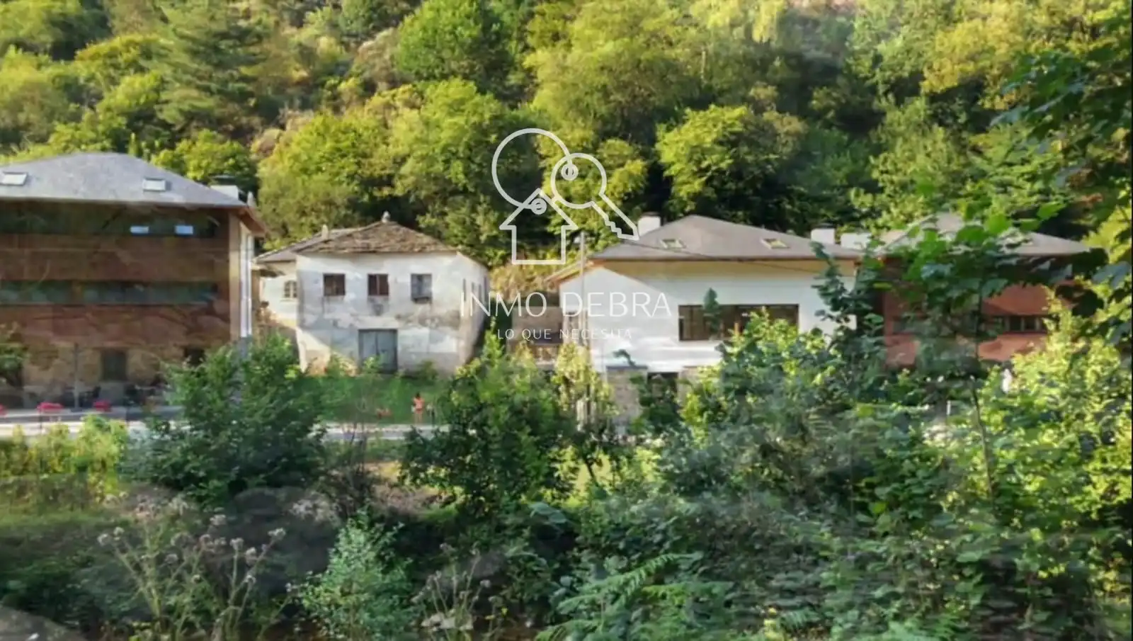 Edificio en venta en Oviedo 