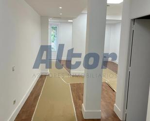 Office to rent in  Madrid Capital  with Air Conditioner and Terrace