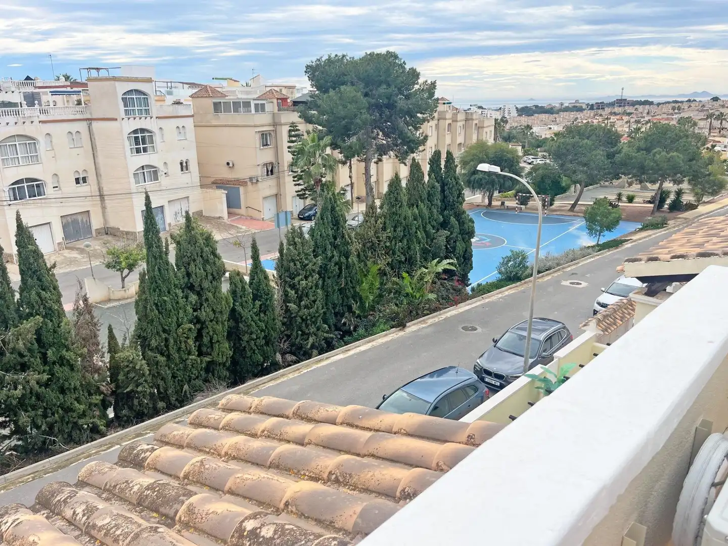 Vista exterior de Dúplex en venta en San Miguel de Salinas con Piscina, Amueblado y Piscina comunitaria