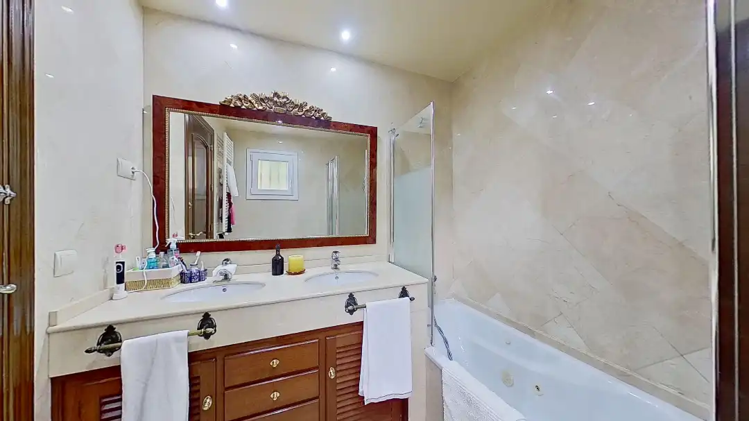 Baño de Casa o chalet en venta en Málaga con Jardín privado, Terraza y Piscina
