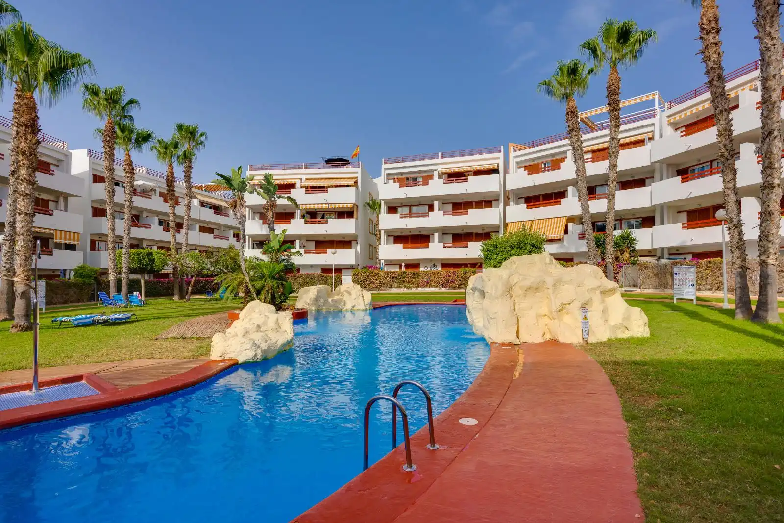 Piscina de Apartament en venda en Orihuela