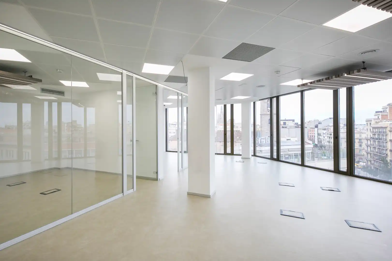 Oficina de alquiler en Eixample