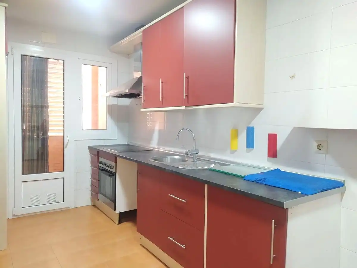 Küche von Wohnung zum Verkauf in Mérida mit Klimaanlage, Abstellraum und Balkon