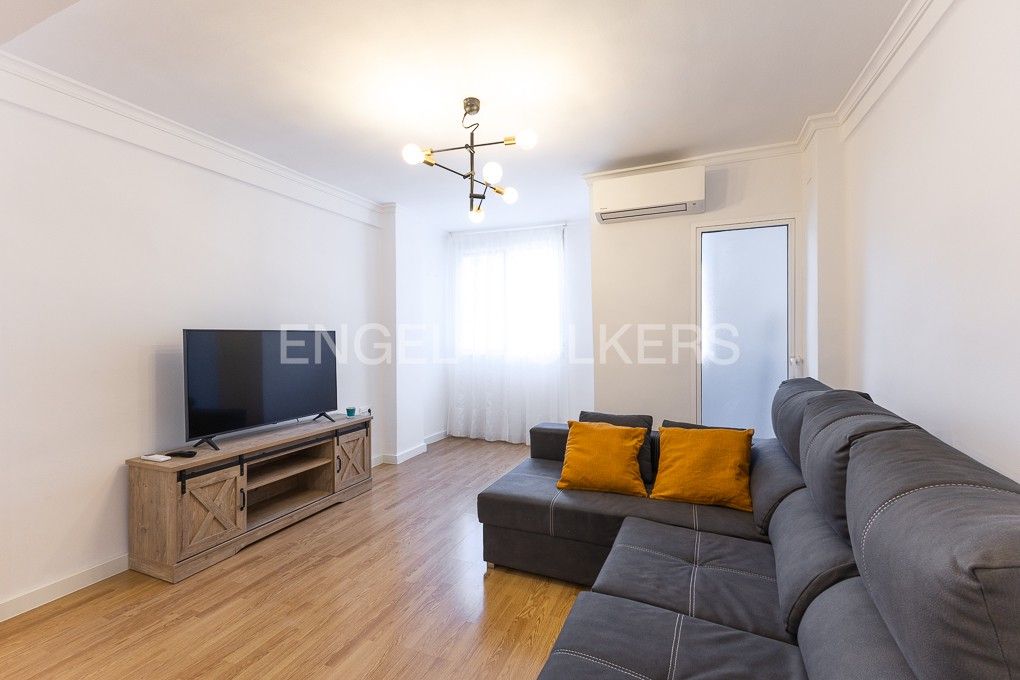 Living room of Apartment to rent in  Valencia Capital  with Air Conditioner, Heating and Parquet flooring