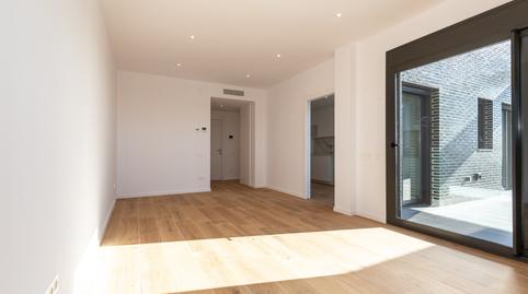 Foto 2 de Ático de alquiler en Joan de la Cierva, Finestrelles, Esplugues de Llobregat