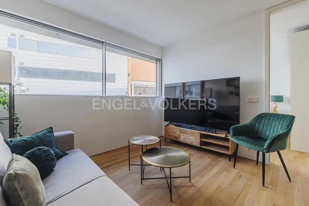 Vista exterior de Piso de alquiler en Madrid con Aire acondicionado, Calefacción y Trastero