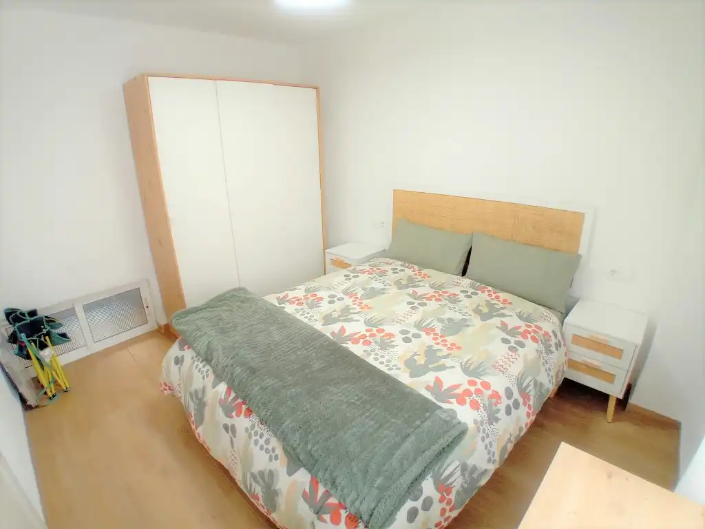 Bedroom of Houses for sale in Siete Aguas  with Oven and Balcony