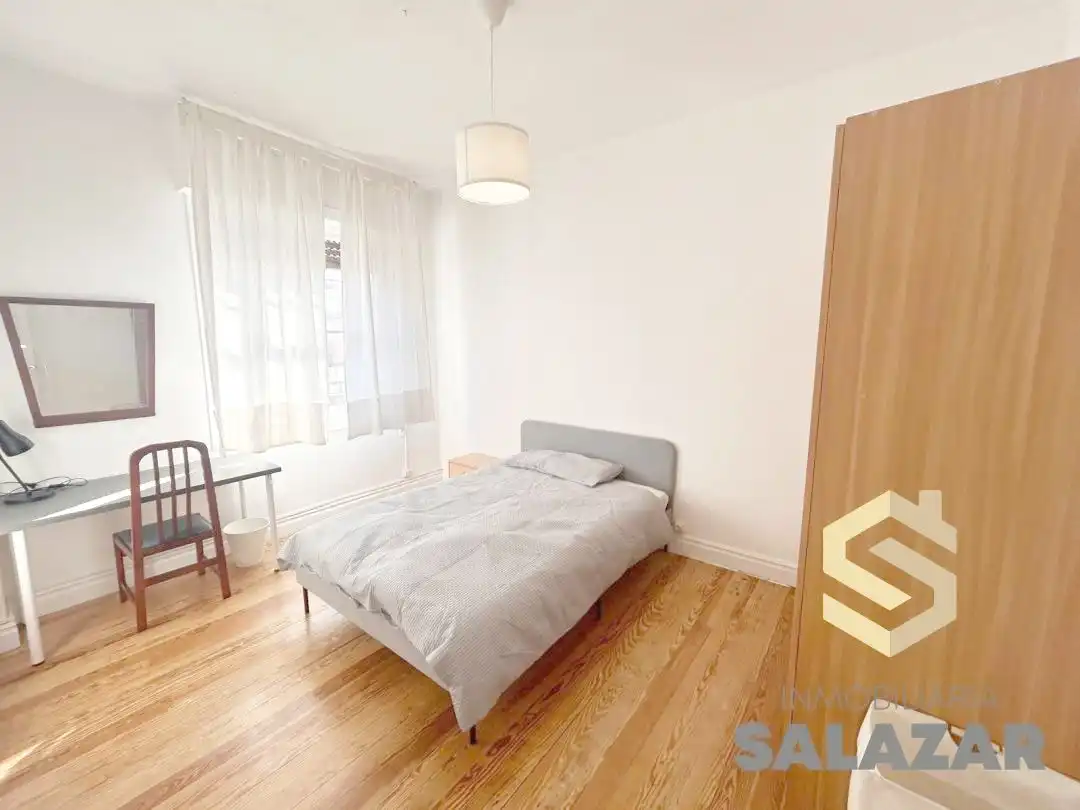 Habitación de Piso de alquiler en Bilbao  con Calefacción