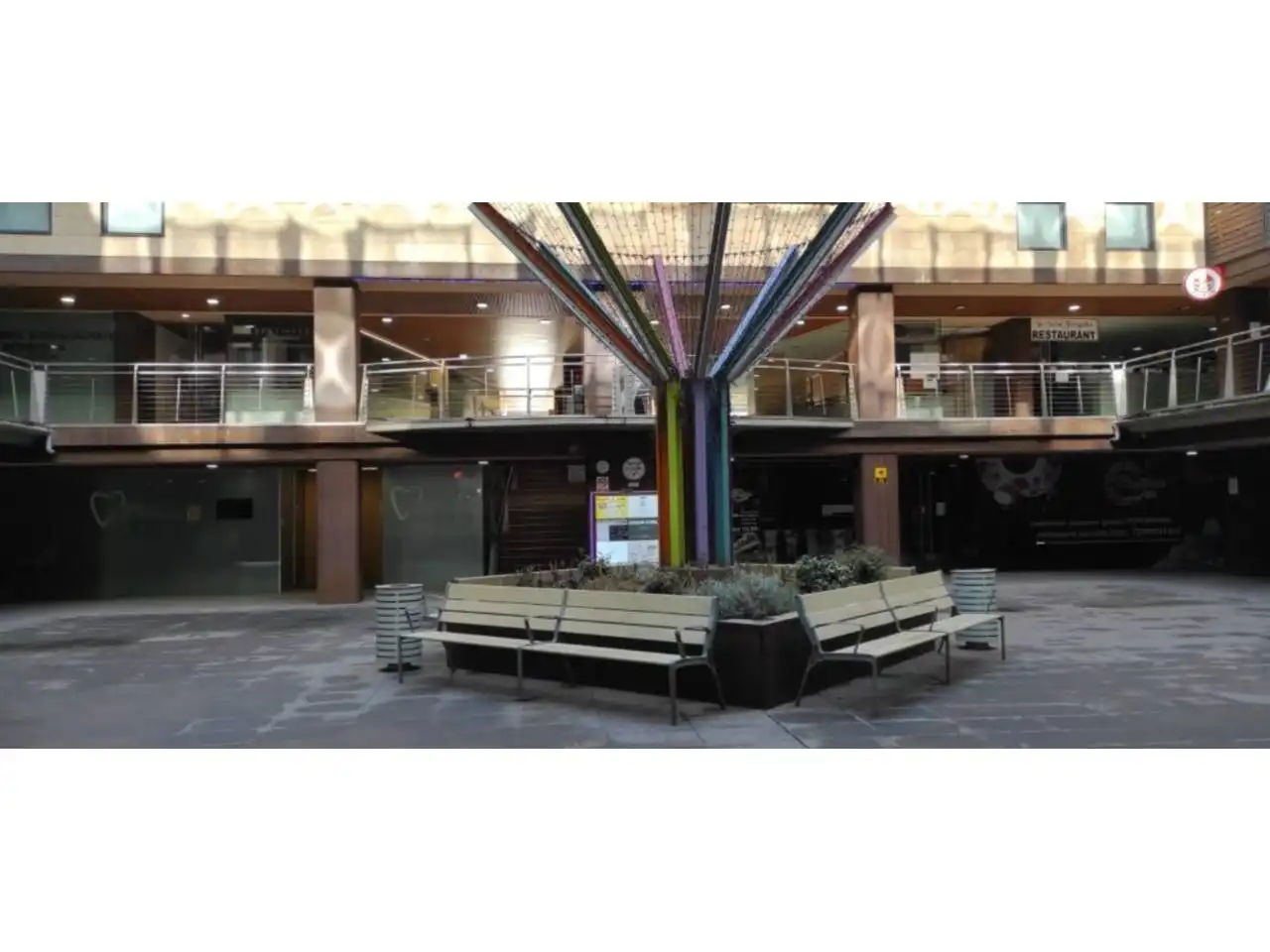 Local comercial en venta en Calle Avinguda del Fene, edifici Prat de les Oques