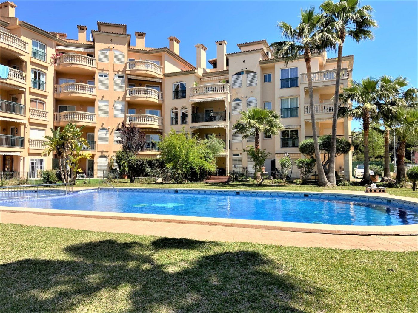 Exterior view of Flat to rent in  Palma de Mallorca  with Air Conditioner, Heating and Private garden