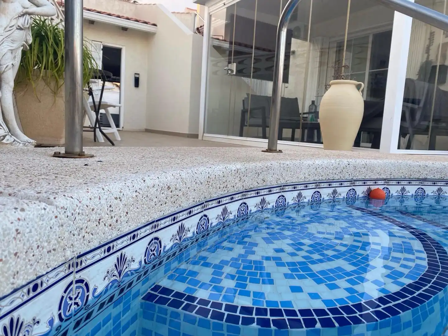 Swimming pool of Houses for sale in L'Alfàs del Pi  with Air Conditioner, Heating and Terrace