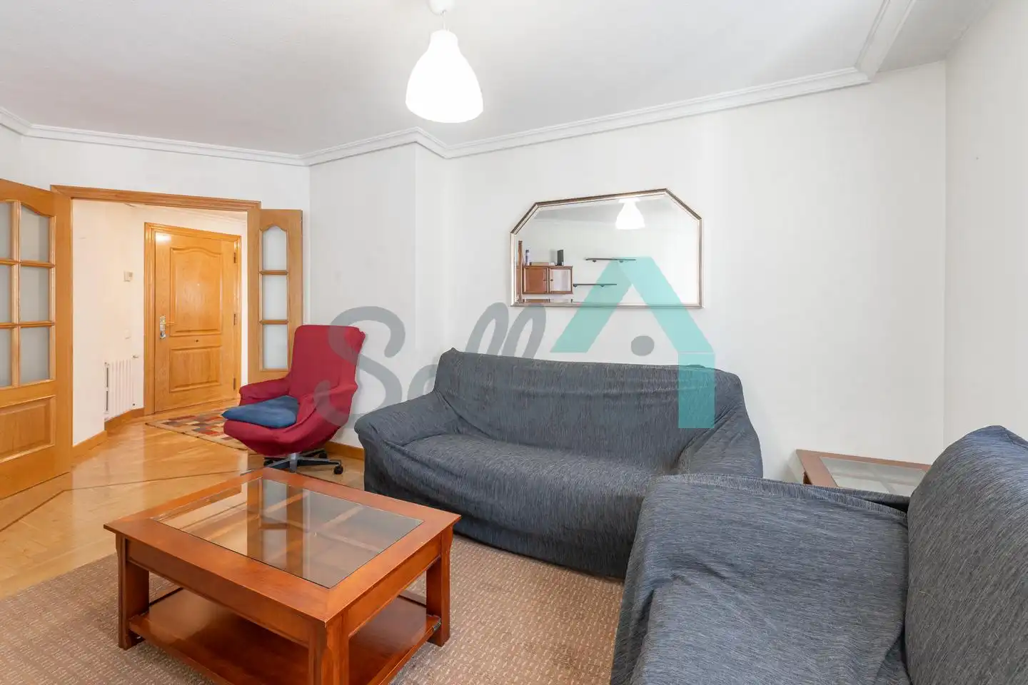 Living room of Flat for rent in Oviedo   with Heating, Parquet flooring and Furnished