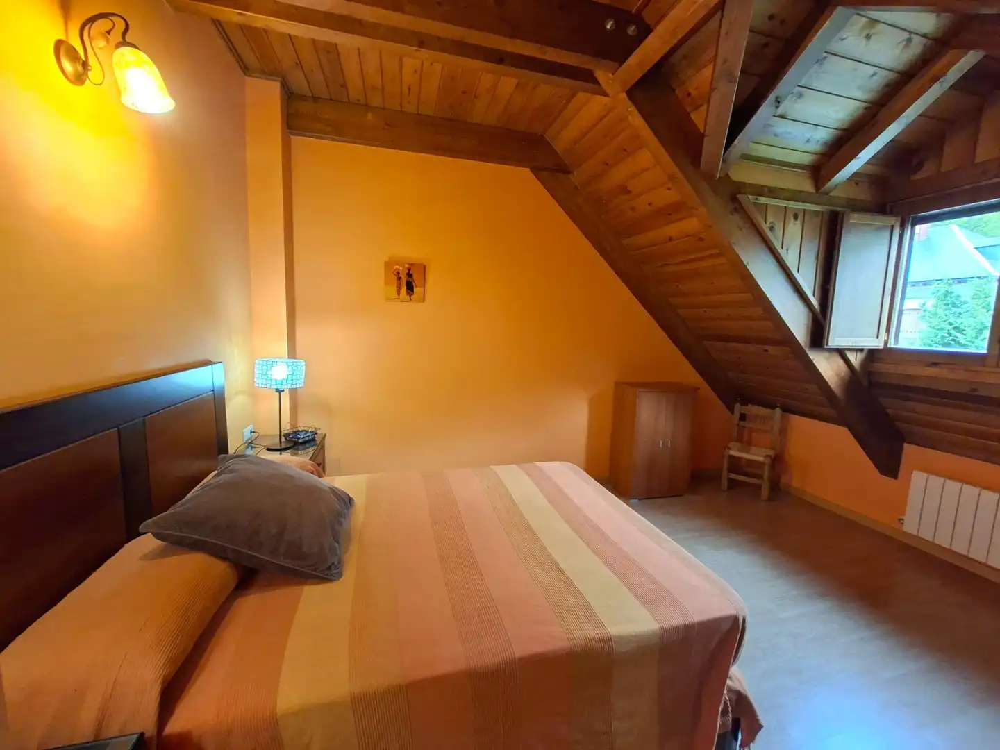 Habitación de Ático en venta en Panticosa con Calefacción, Trastero y Amueblado