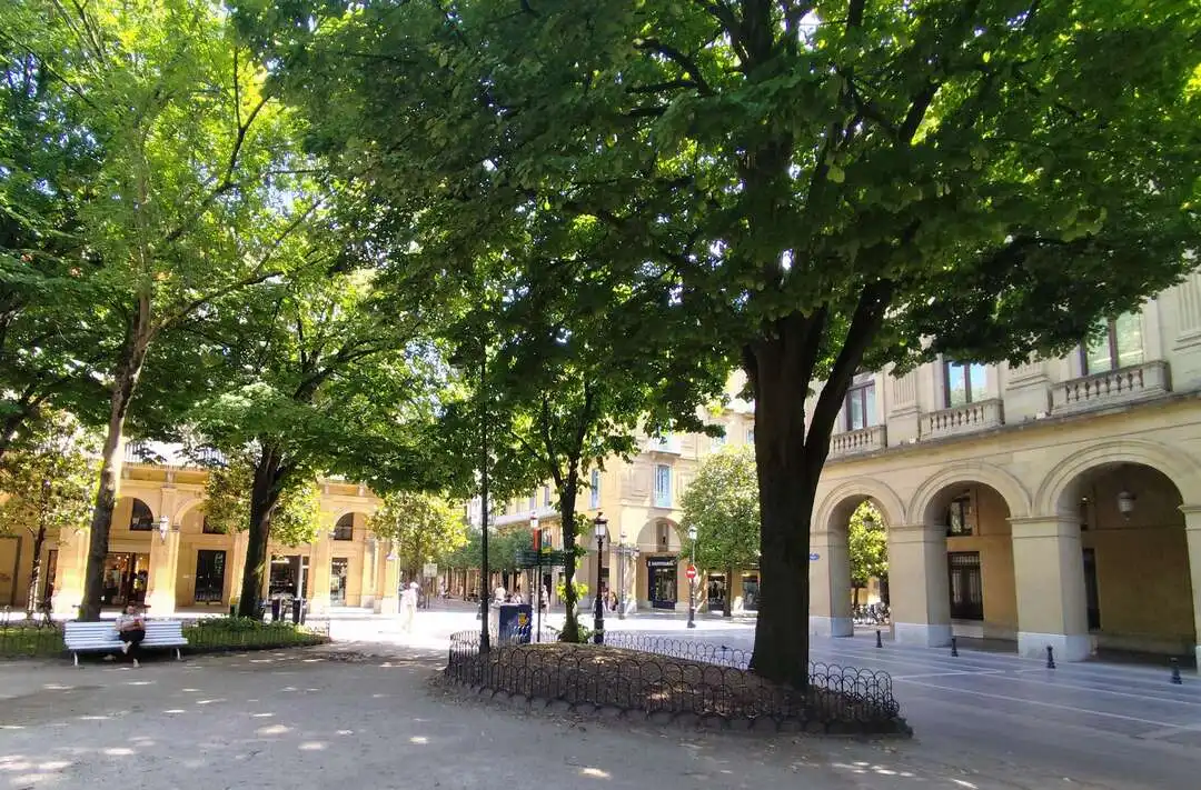 Exterior view of Office for sale in Donostia - San Sebastián 
