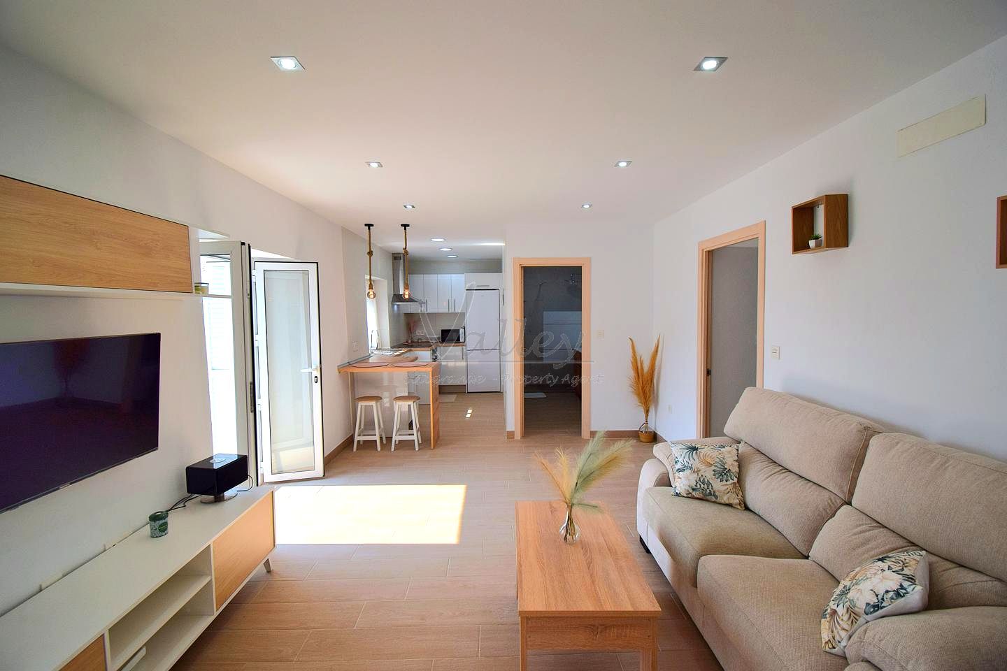 Living room of Flat for sale in San Roque  with Terrace and Furnished