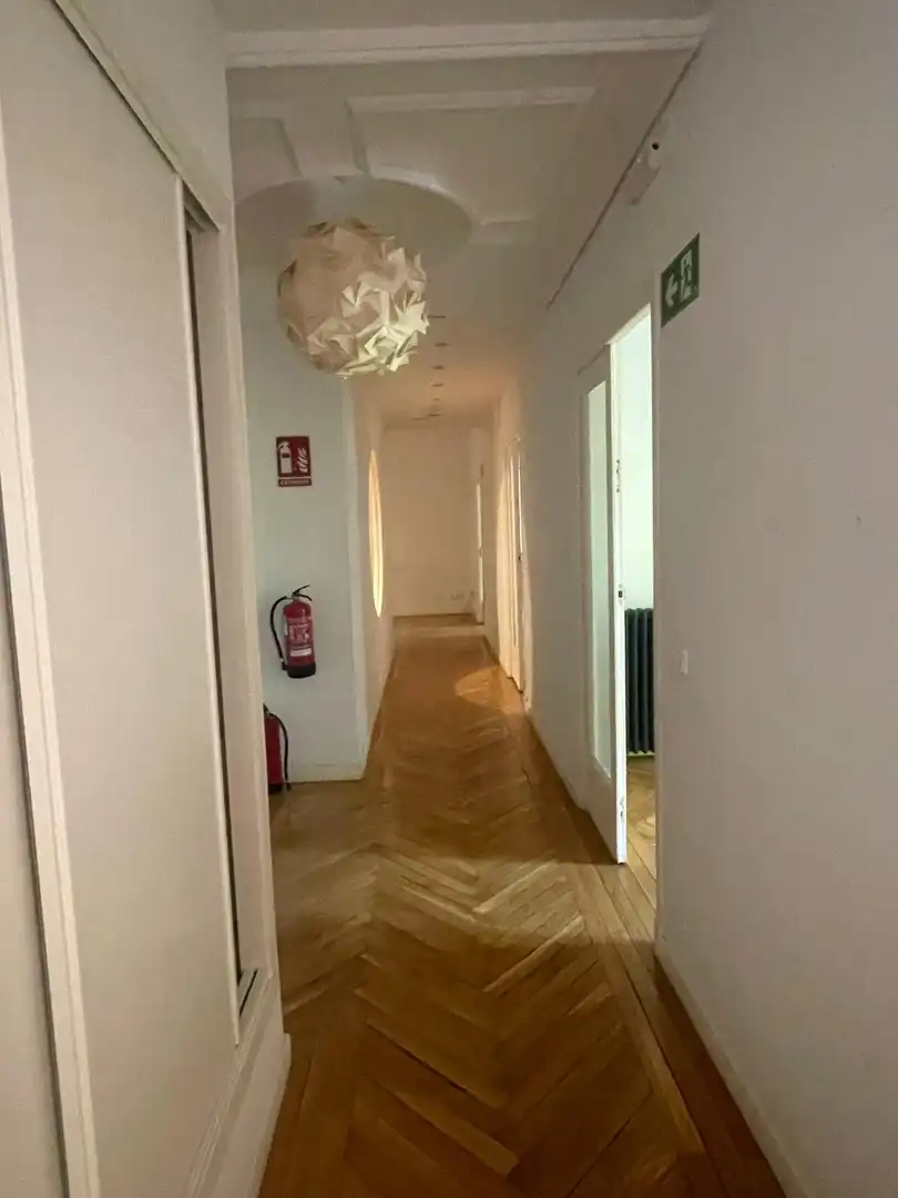 Office for rent in Almagro