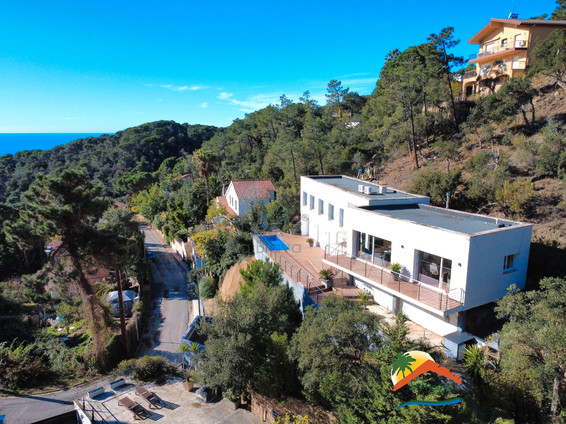 Exterior view of House or chalet for sale in Lloret de Mar  with Air Conditioner, Heating and Private garden