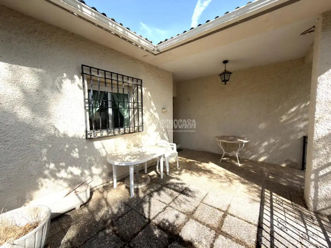 Jardí de Casa o xalet en venda en Nambroca amb Calefacció