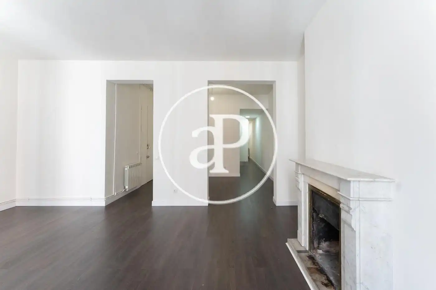 Living room of Flat for rent in Madrid  with Air Conditioner, Heating and Balcony