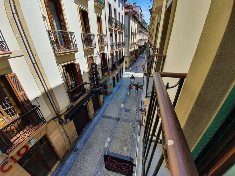 Piso de alquiler en Fermin Calbeton Kalea, Parte Vieja, Donostia - San Sebastián
