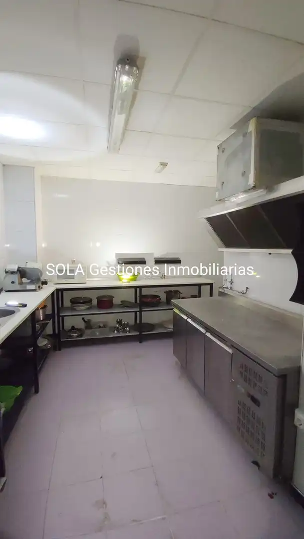 Local comercial en venda a Plaza de la Villa, imagen 9