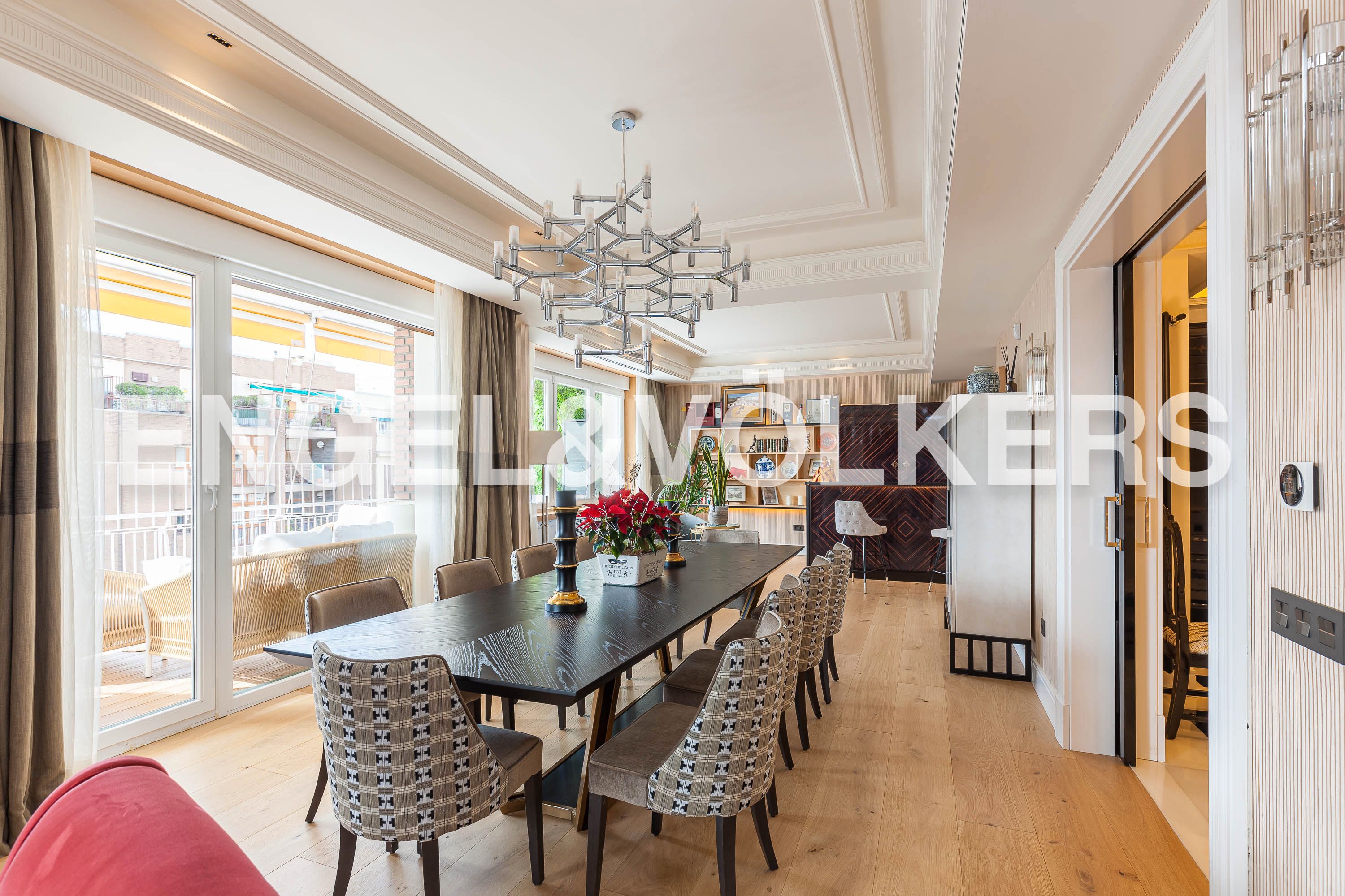 Dining room of Apartment for sale in  Madrid Capital  with Air Conditioner, Heating and Terrace