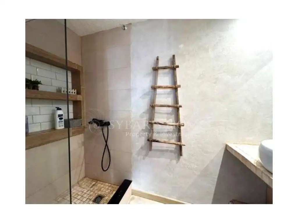 Badezimmer von Wohnung zum Verkauf in Dénia mit Klimaanlage, Privatgarten und Terrasse