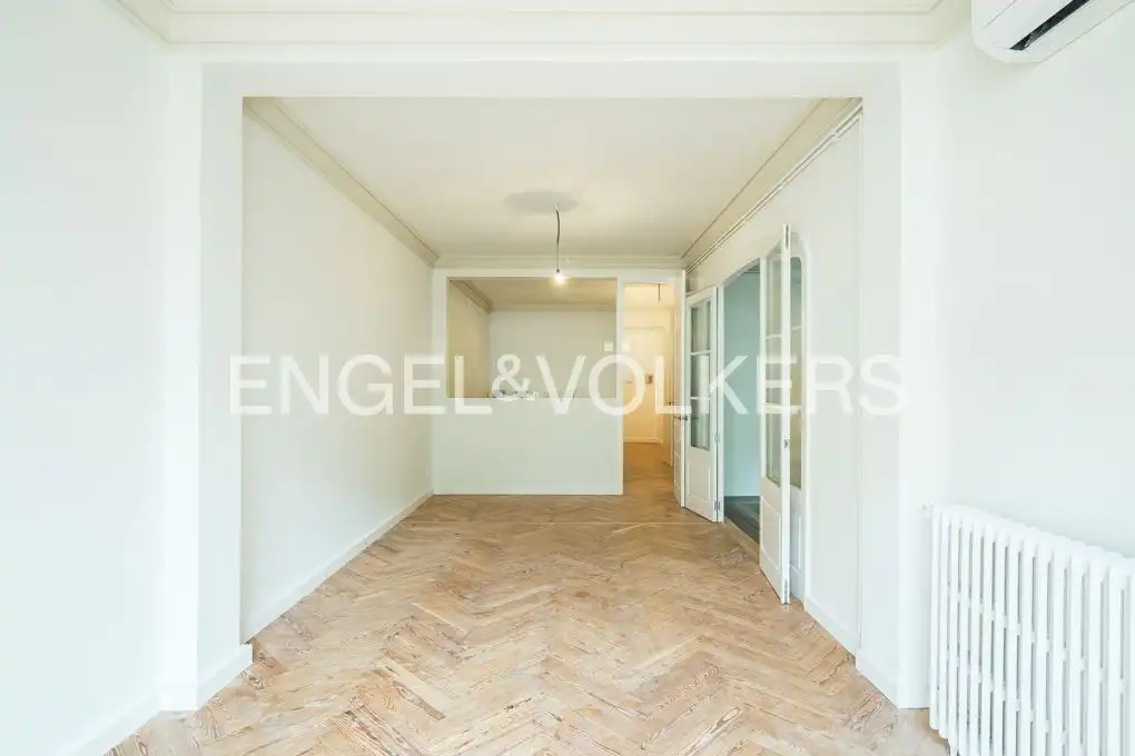 Piso de alquiler en Barcelona con Aire acondicionado, Calefacción y Jardín privado