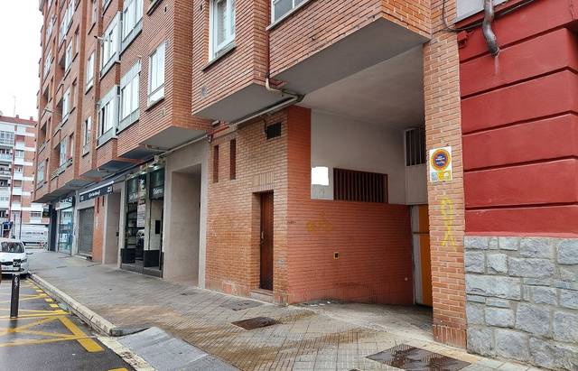 Garaje en Venta en Santa Lucia Kalea en Santa Lucía