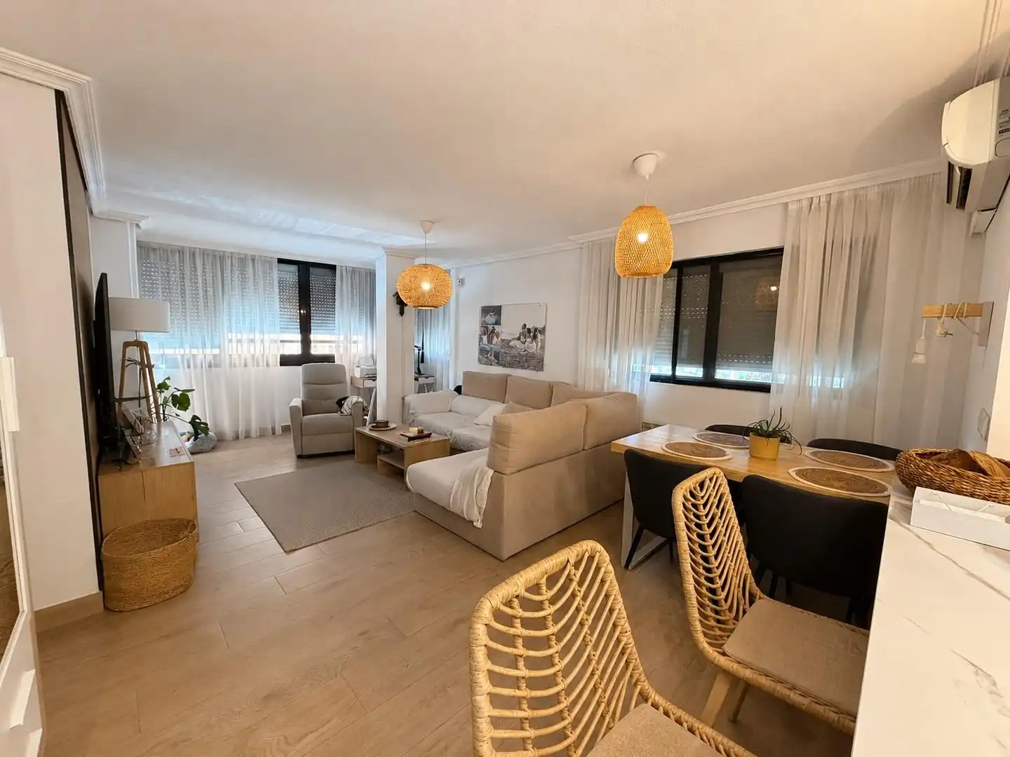 Living room of Flat for sale in Benidorm  with Air Conditioner and Terrace