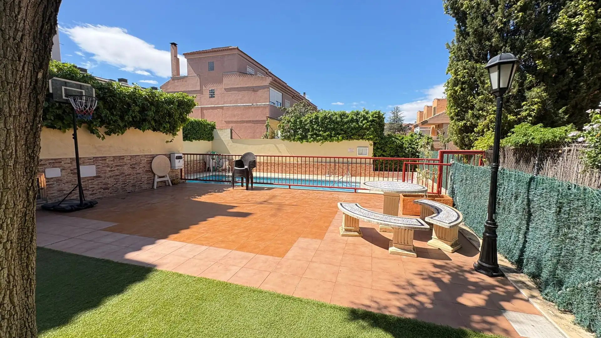 Piscina de Casa adosada en venda en Murcia amb Aire condicionat, Balcó i Piscina comunitària